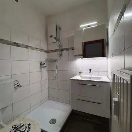 Vier Jahreszeiten Ankerplatz - 4 Jahreszeiten شقة